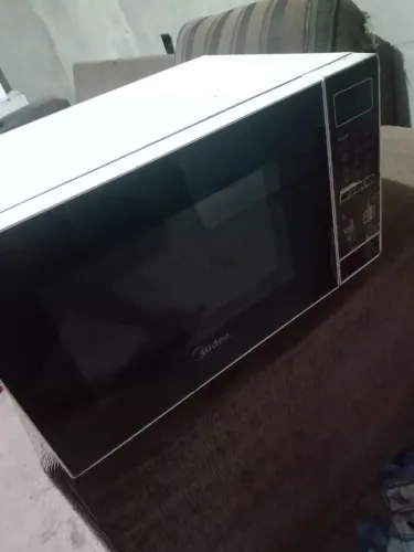 Microondas Midea 220V