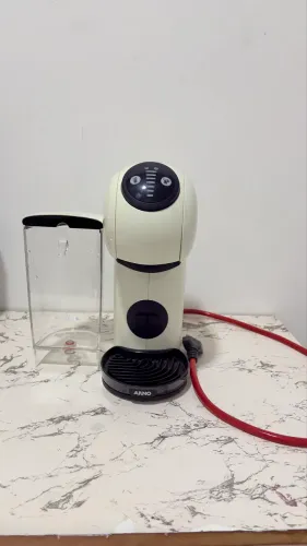 Cafeteira Nescafé Dolce Gusto ARNO