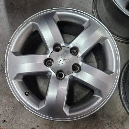 Rodas mitsubishi aro 16 5x 114 tr4 asx 