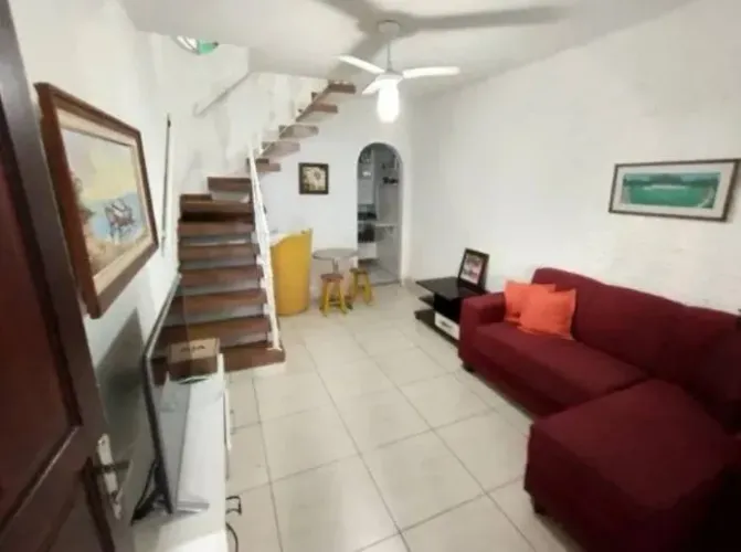 CASA EM CONDOMÍNIO PORTEIRA FECHADA Á VENDA NO VILLE BLANCHE CABO FRIO/RJ