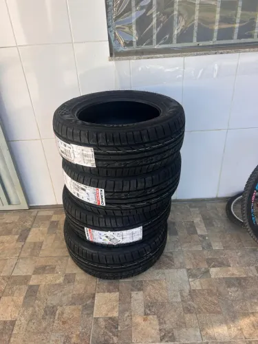 Pneus Kumho Ecsta PS31 235/55 R17 103W XL - Jogo 4 unidades novos com nota fiscal