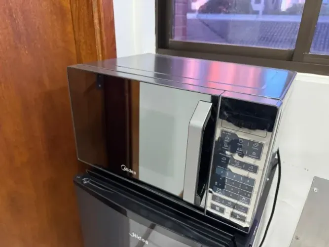 Microondas Midea