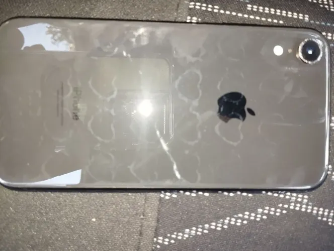 iPhone XR