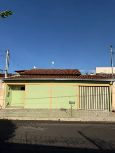 Casa à venda no Bairro Santa Rosa - Uberlândia