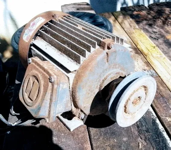 MOTOR 2 CV TRIFÁSICO DE BAIXA (13) 3302-6903