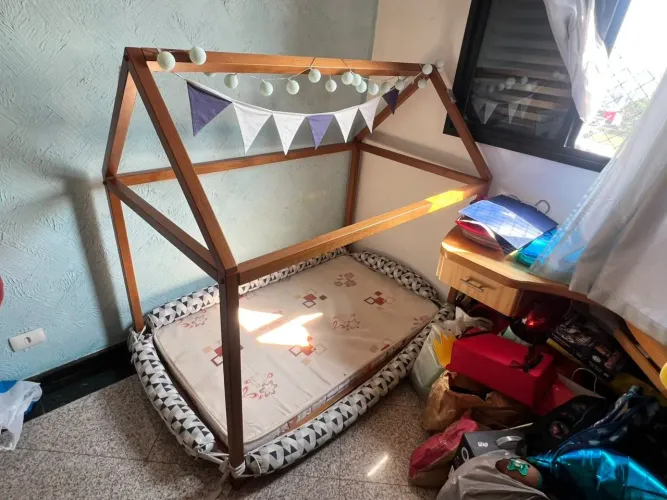 CAMA MONTESSORIANA NOVA SEM USO!!