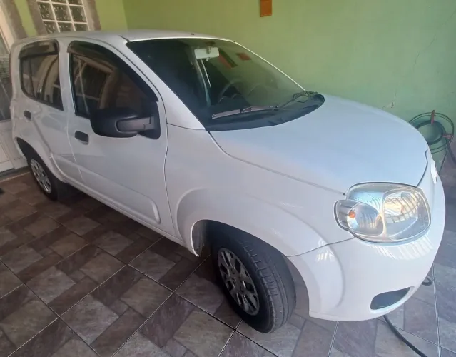 Fiat Uno Vivace/rua 1.0 EVO Fire Flex 8V 5P 2014