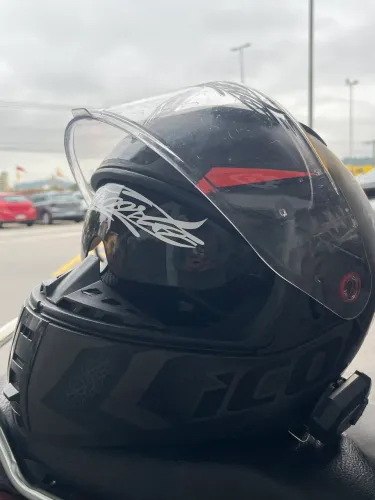 Vendo capacete icon peels n°60/58