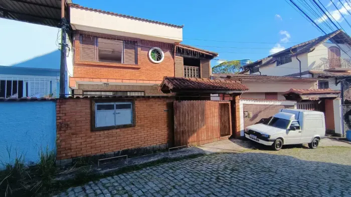 Vendo casa na Castelânea