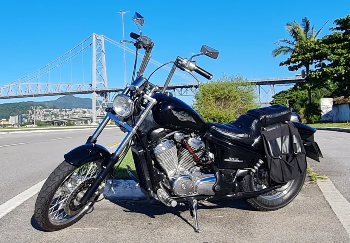 Shadow 600