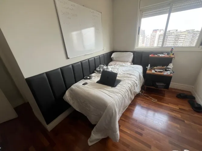 Cabeceira preta (cama solteiro)