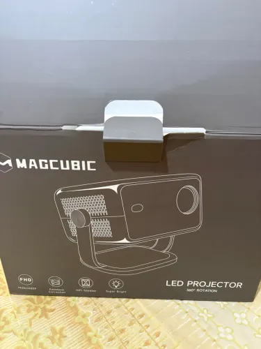 Projetor magcubic Lo18 4k Android , Wi-Fi , 127v/220v