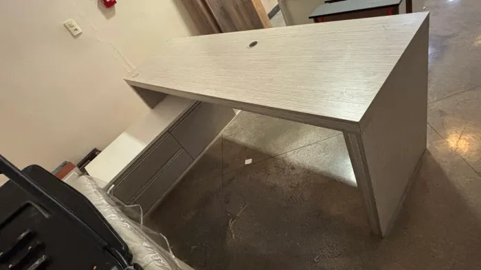 Mesa Escritório em L