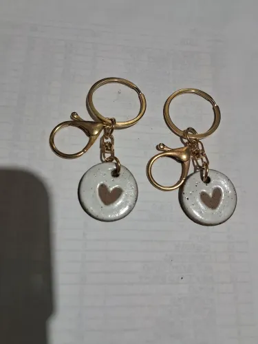 Chaveiros decorativos! Feitos em cerâmica.