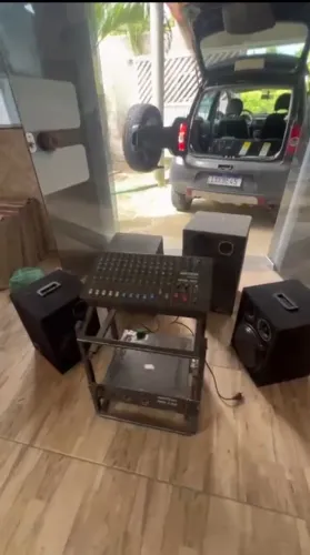 Vendo som profissional com mesa de 12 canais