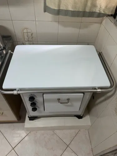 Fogão a gás modelo a lenha