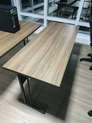 mesa para computador e escritorio
