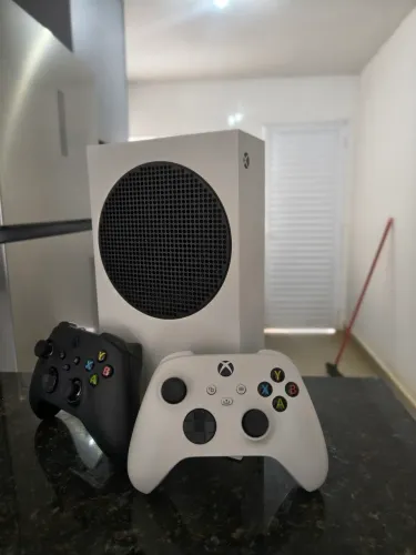 Xbox séries s 2 controles