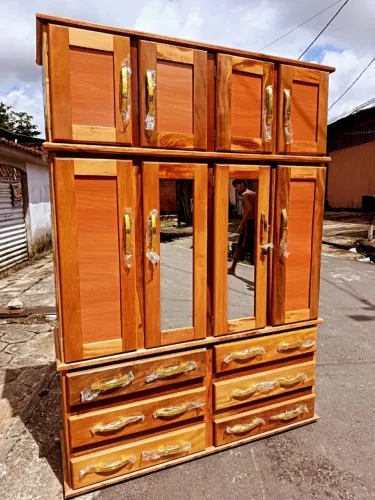 Guarda roupa de casal - madeira jatobá 4 portas 6 gavetas