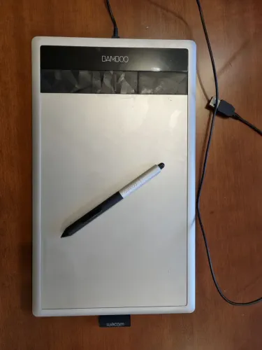 Mesa Digitalizadora Wacom Bamboo - Modelo CTH-670