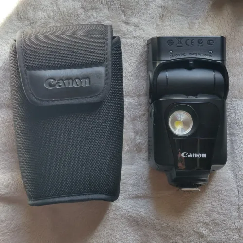 Flash externo Canon Speedlite 320EX