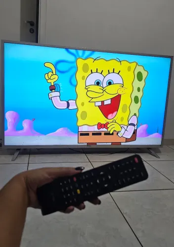 TV 58 POLEGADAS +CHROMECAST QUE A TRANSFORMA EM SMART