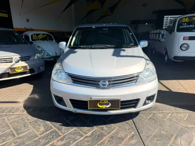 Nissan Tiida Sedan 1.8 16V Flex Fuel 4P 2012
