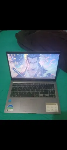 Notebook Asus bom Estado de conservação com garantia da Lojas americanas até abril 2027
