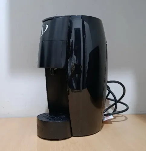 Cafeteira Espresso Lov Preta - Tres 3 Corações 110V SEMINOVA