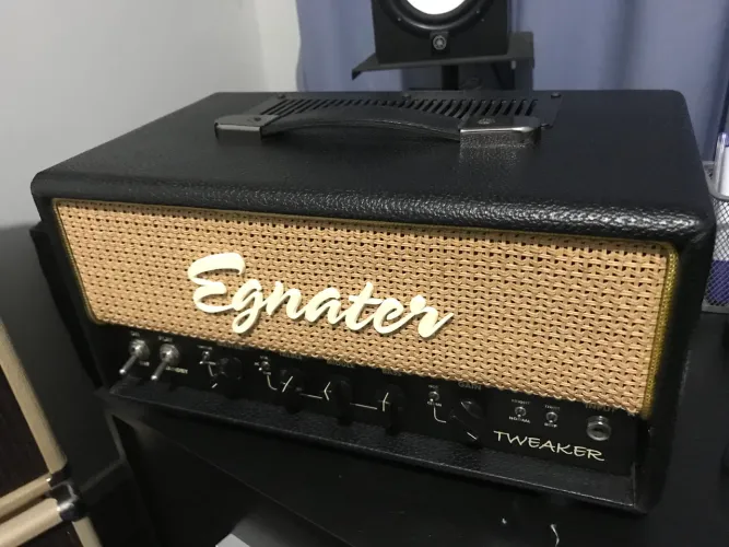 Amplificador valvulado read Egnater Tweaker 15 acompanha bag