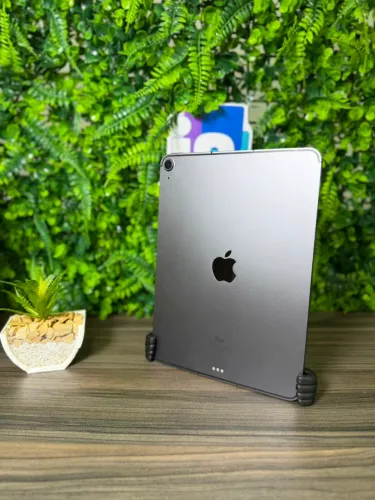 iPad Air (4° geração) MYH22BZ/A Apple A14 Bionic 256GB Cor Space gray Tela 10.9