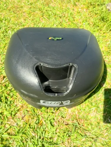 Bau Glider 35 Litros Preto Com Lente Vermelha
