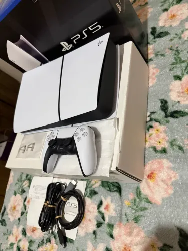 PS5 Slim Desbloqueado - 825GB