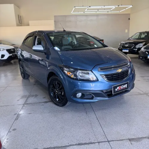 Chevrolet Onix Hatch Selecao 1.0 8V Flex Mec. 4P 2015