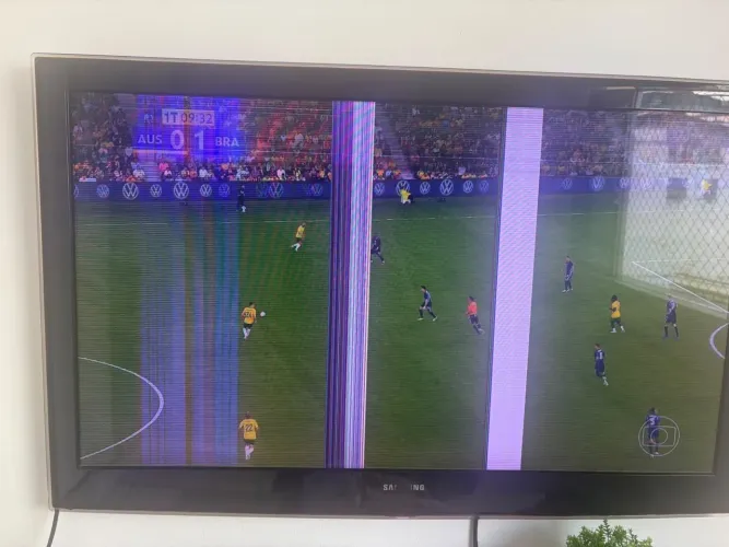 TV Samsung para reparo