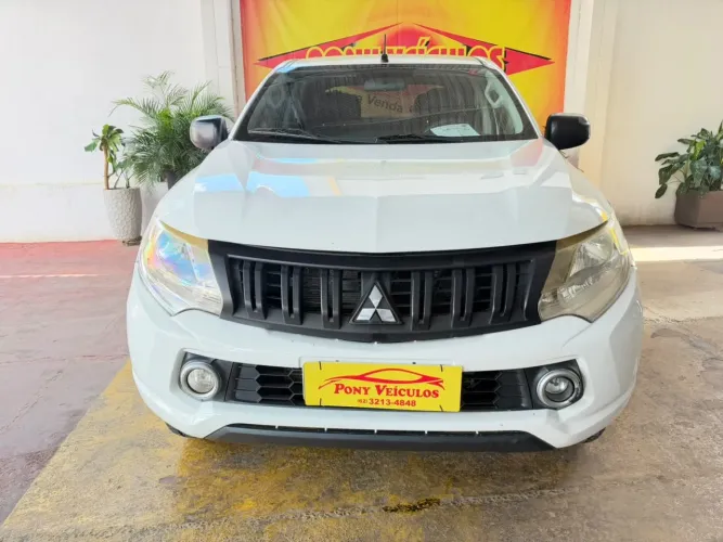 Mitsubishi L200 Triton Sport HPE-S 2.4 CD Dies. AUT 2019