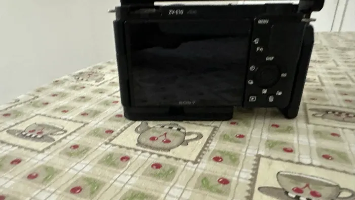 Máquina Sony ZV E -10 