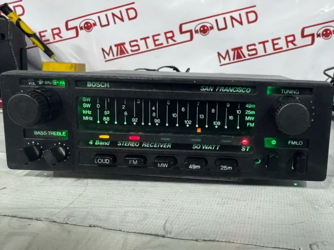 Auto radio Bluetooth Bosch São Francisco 50watts 4 canais na oferta seminovo só 799,00