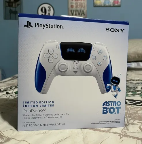 DualSense - ASTRO BOT Joyful Limited Edition