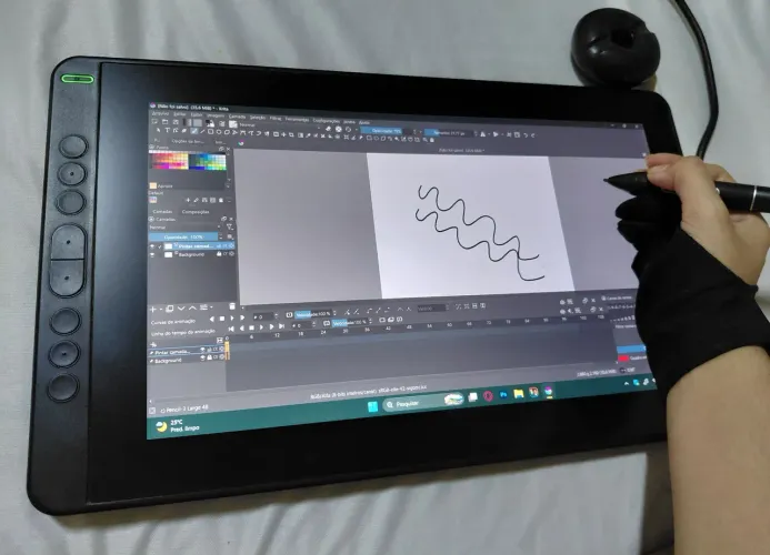 Mesa digitalizadora Huion Kamvas 13