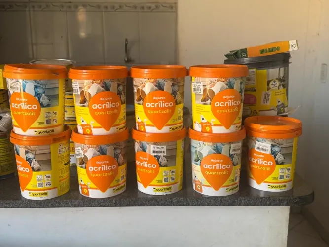 REJUNTE ACRÍLICO QUARTZOLIT - 1KG LACRADO