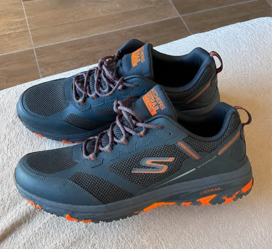 Tênis Skechers