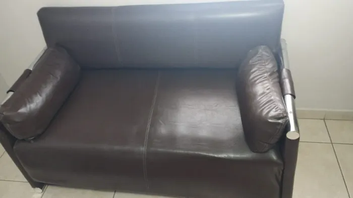 Sofá Courino Marrom