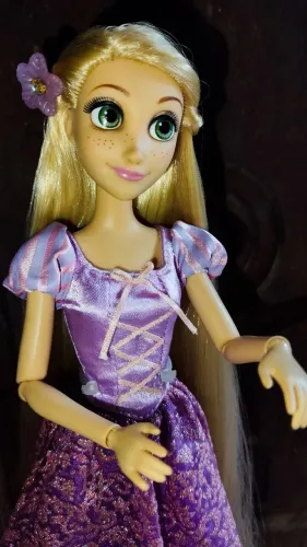 Rapunzel Disney Store