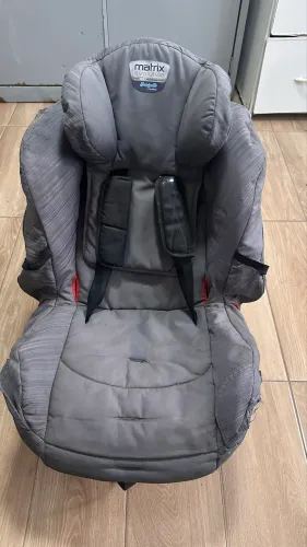 Cadeirinha para Auto Burigotto Matrix Evolution (0 a 25kg) - Muito Segura