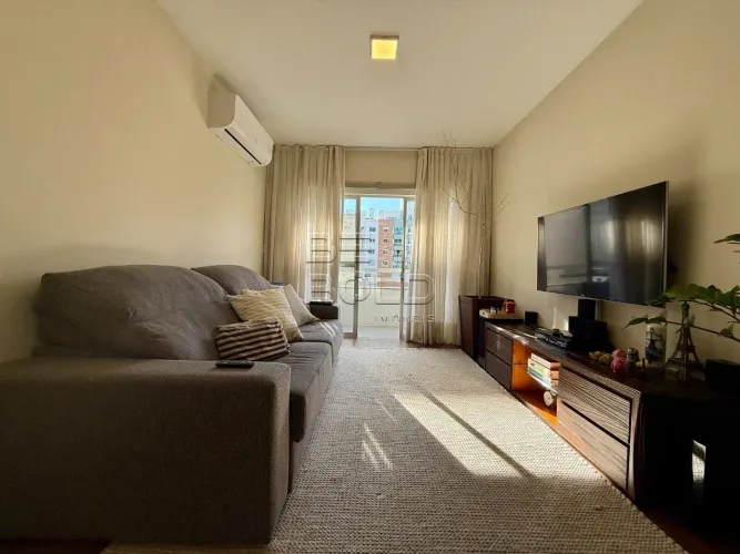 Apartamento amplo com 147m² em Coqueiros