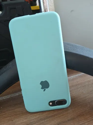 Vendo iPhone 8 para retirar peças 