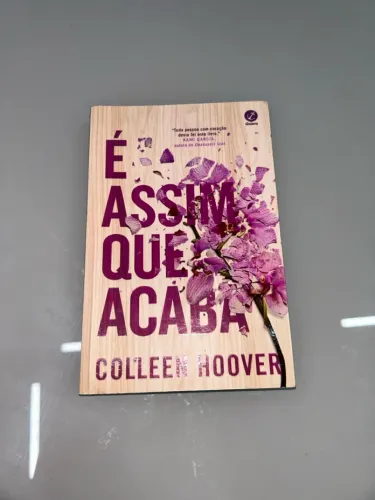 livro é assim que acaba de colleen hoover