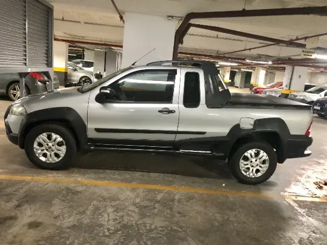 Fiat Strada Adventure 1.8/ 1.8 Locker Flex CE 2010