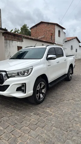 Toyota Hilux CD SRX 4X4 2.8 TDI 16V Diesel Aut. 2017